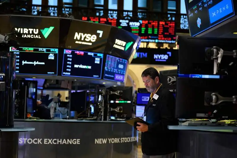 Wall Street set for mixed open