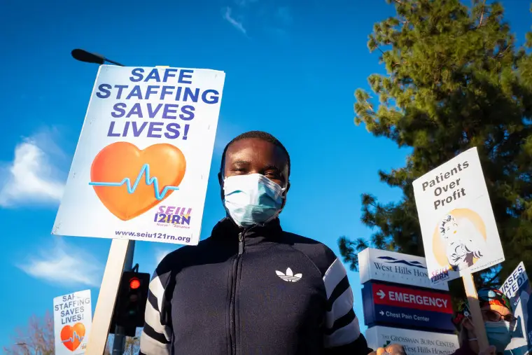 In late 2020, RNs and health care professionals at the HCA-owned West Hills hospital in California held informational pickets urging the company to improved safety measures. 