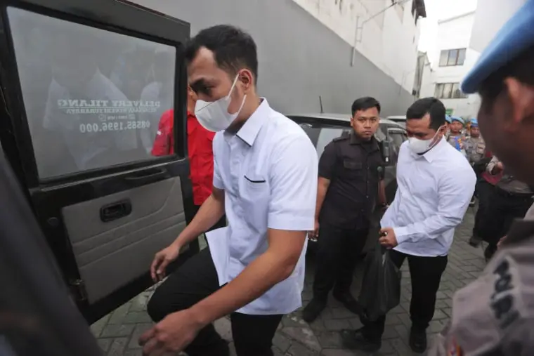The Indonesian court on Thursday acquitted Achmadi and Pranoto who were charged with negligence leading to the deaths of 135 people in October when police fired tear gas inside a stadium during a soccer match, setting off a panicked run for the exits. 